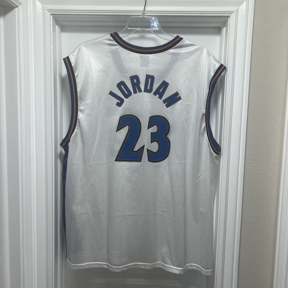 Vintage Champion Michael Jordan Washington Wizards NBA Jersey Size 52 (XXL)